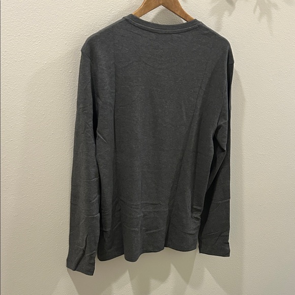 Banana Republic Men's Charcoal Long Sleeve Tee - Picture 5 of 5